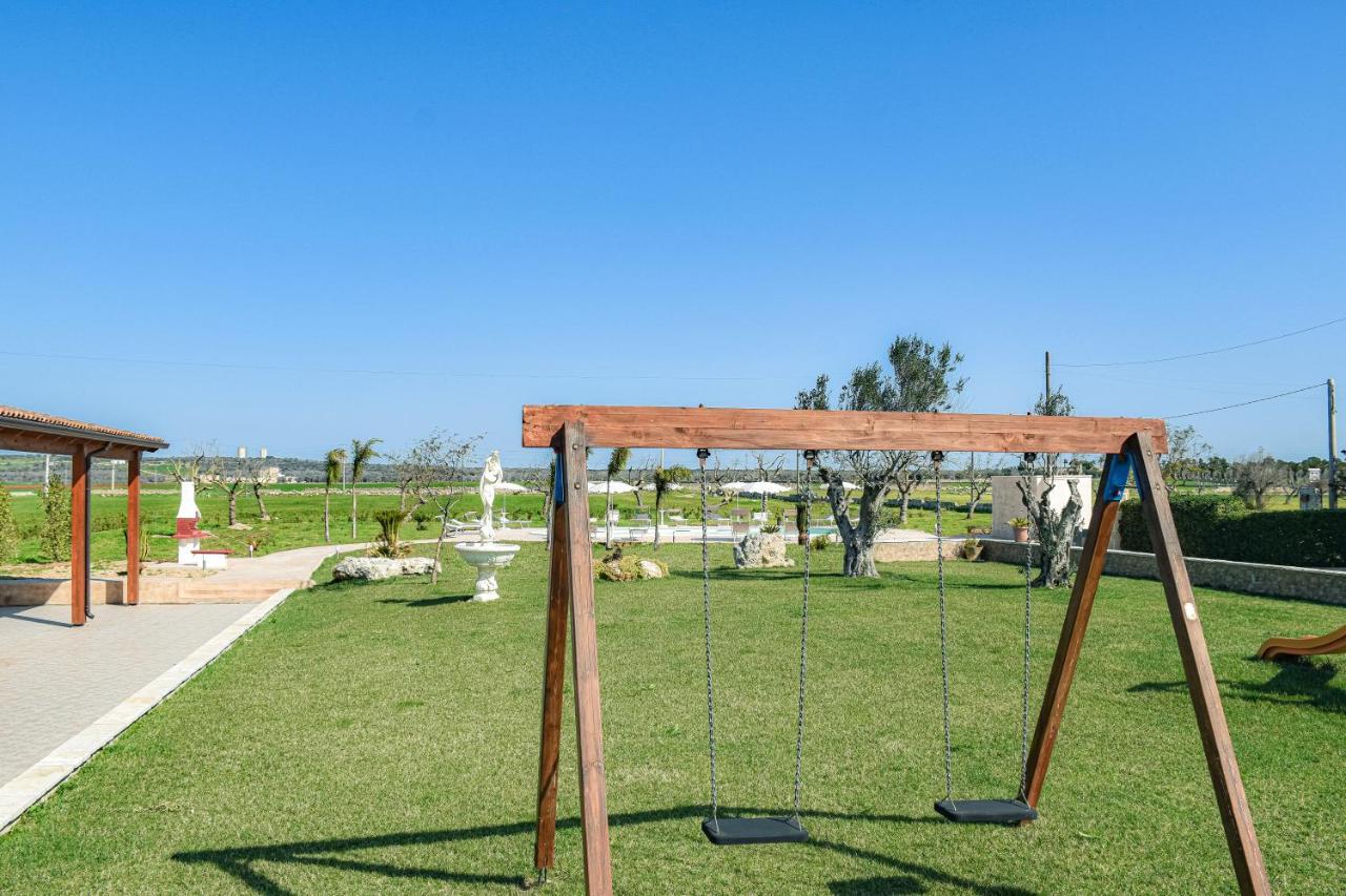Il Mondo Dei Sogni Porto Cesareo Exteriör bild