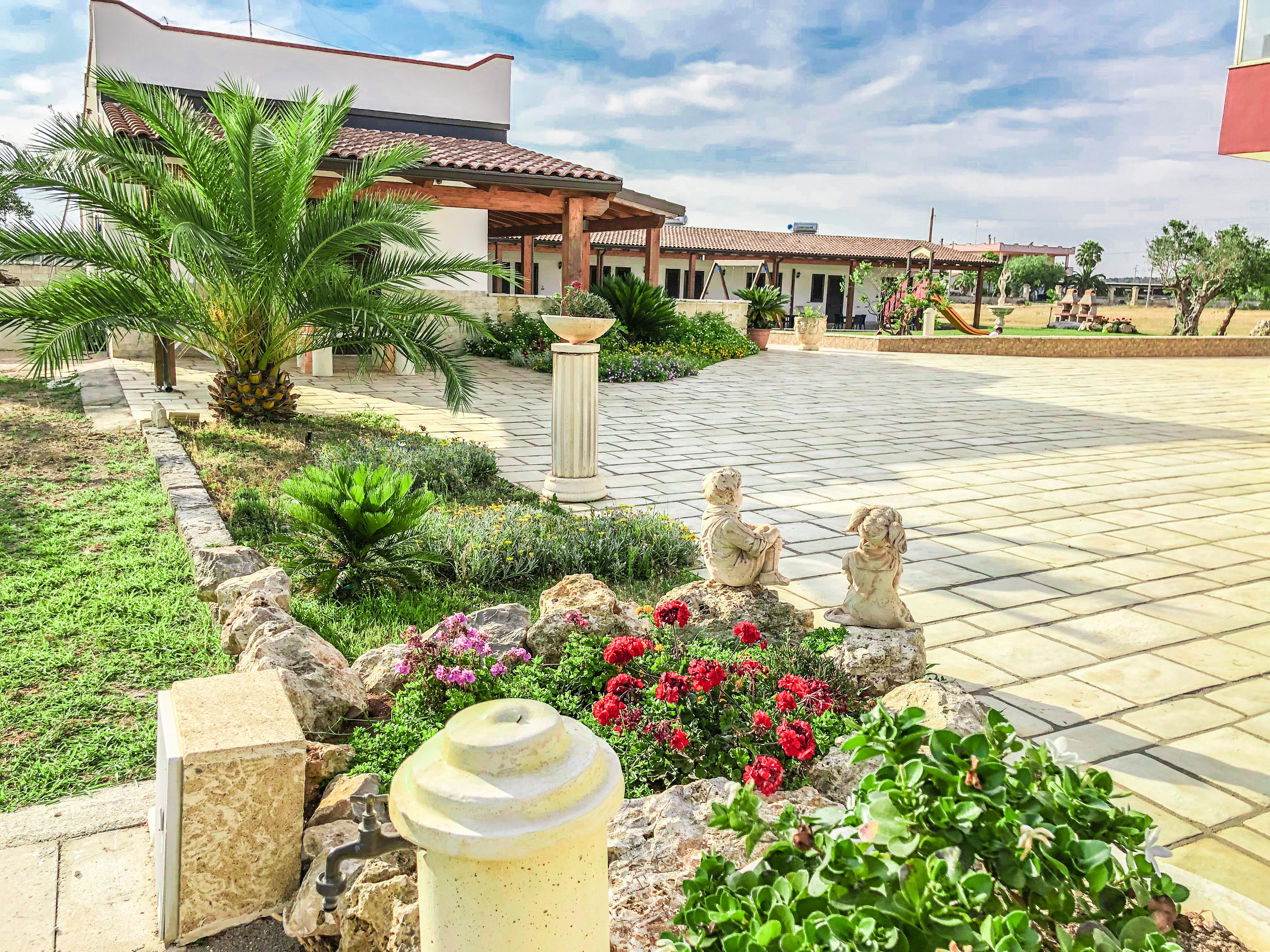 Il Mondo Dei Sogni Porto Cesareo Exteriör bild